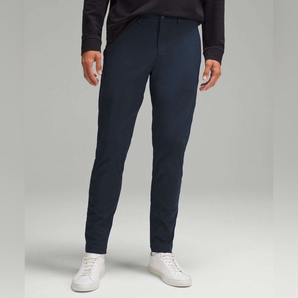 Lululemon Men’s ABC Slim-Fit Trouser 32" *Warpstreme
True Navy Blue
Size 34 - Picture 11 of 15